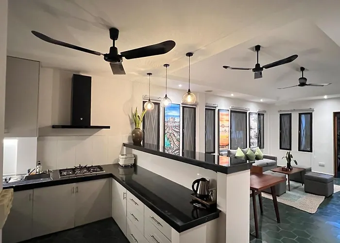Baahu Villa- 3*