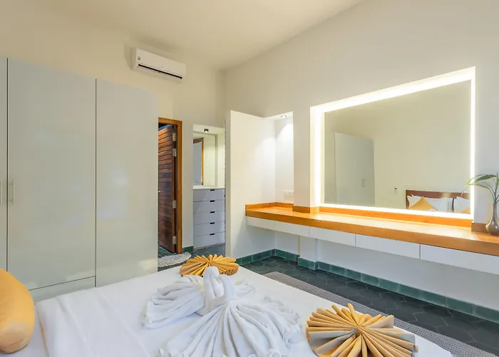 Baahu Villa- 3*